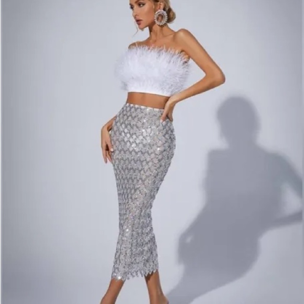 Mew mews Ansley Strapless Feather Mesh Skirt Set